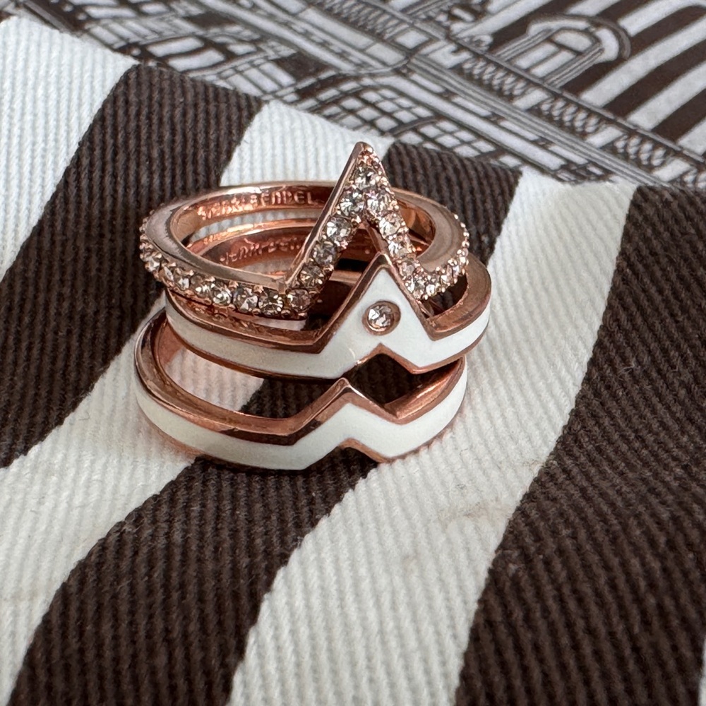 Henri Bendel Crystal Ring With Stackable 3 Rings.… - image 2